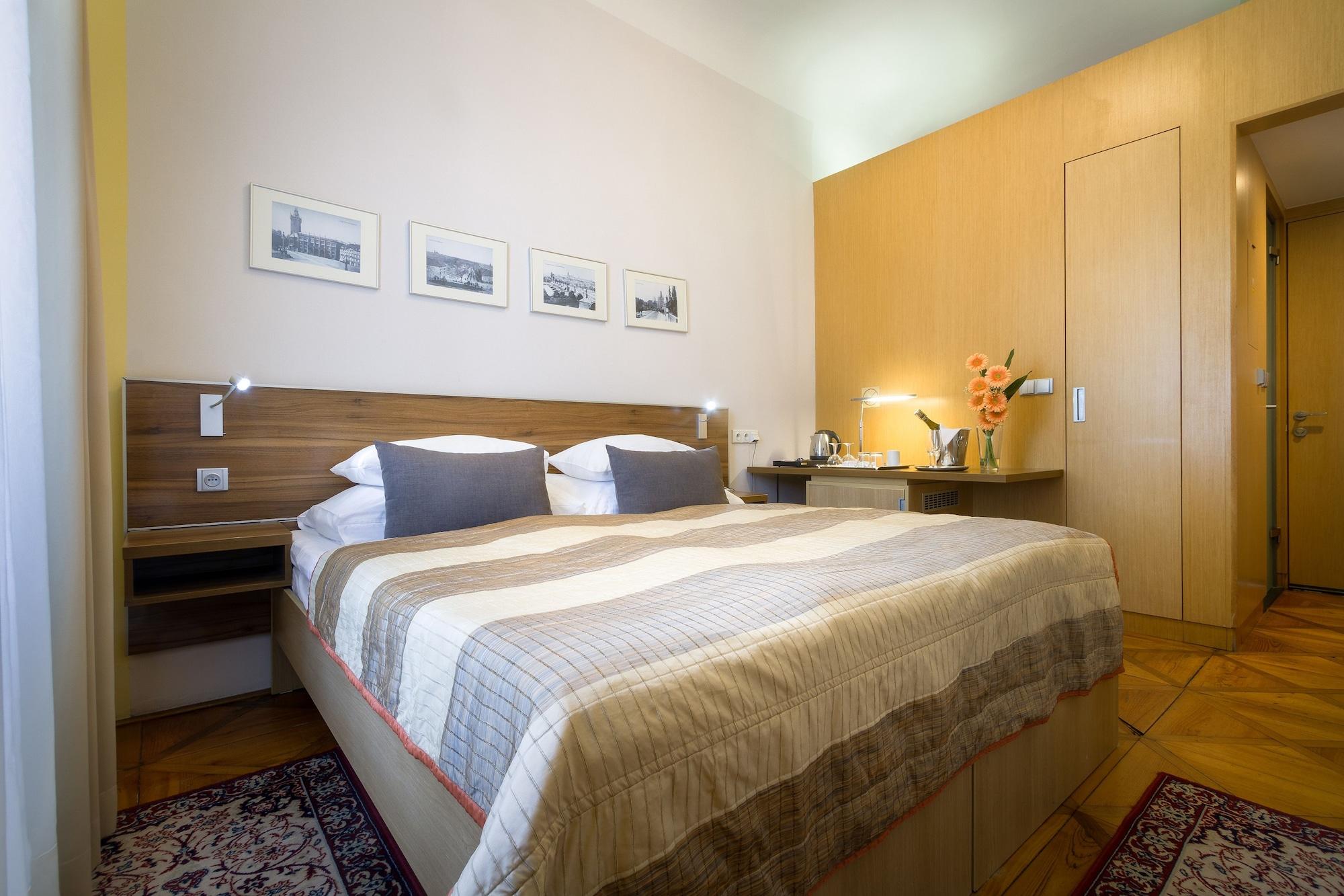Hotel Monastery Praga
